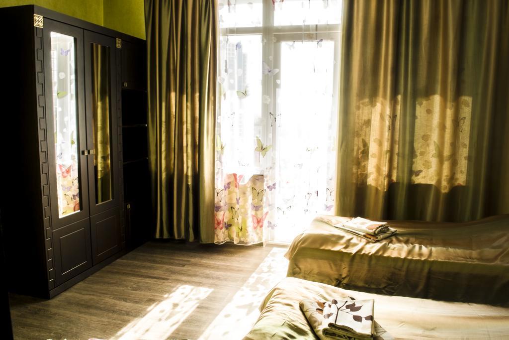 Mindia'S Two Bedroom Apartment باتومي المظهر الخارجي الصورة